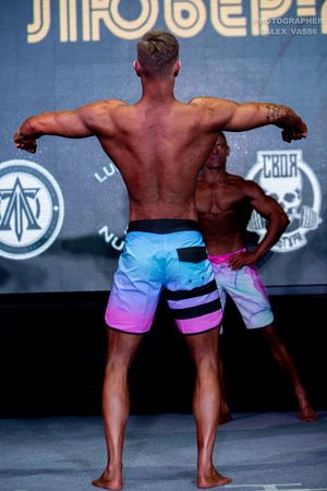 MEN'S PHYSIQUE-НОВИЧКИ